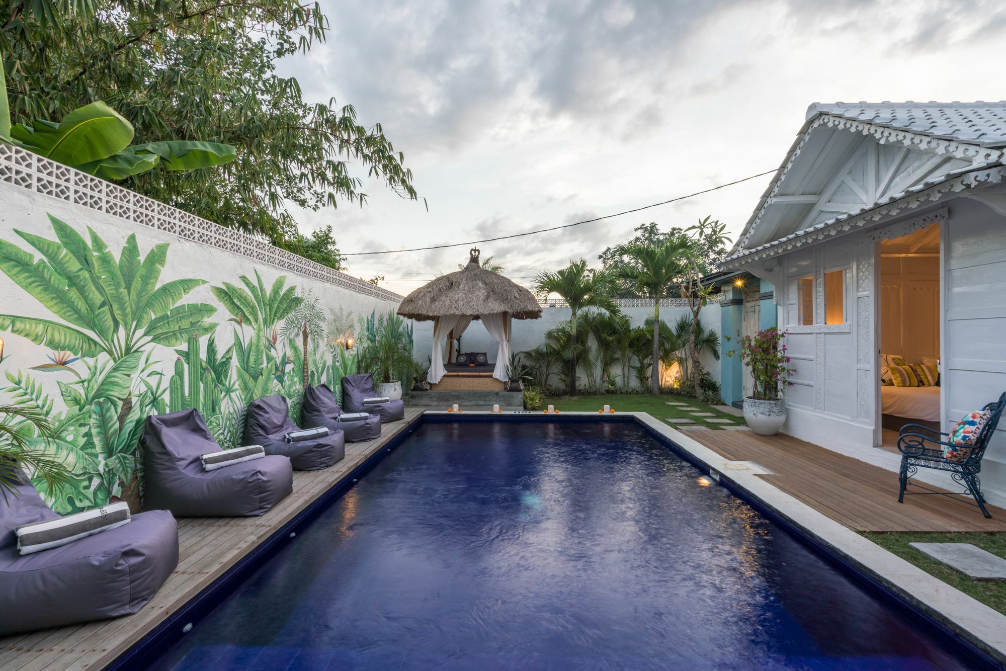 Gypsy Moon Bali Hostel Canggu  Ngoại thất bức ảnh